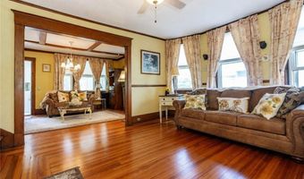 113 Beckwith St, Cranston, RI 02910