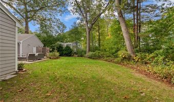11 Knapton St St, Barrington, RI 02806