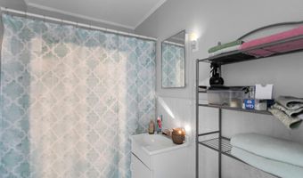 289 Port Monmouth Rd, North Middletown, NJ 07748