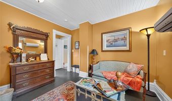 5596 Walnut St, Augusta, MO 63332