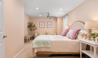 907 MONROE St, Annapolis, MD 21403