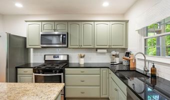 891 Stratford Rd, Avondale Estates, GA 30002