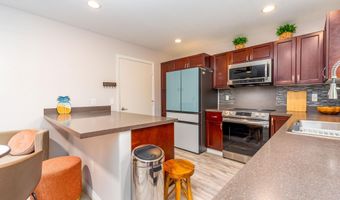 305 Pulihi St, Kahului, HI 96732