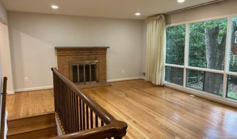 668 S ILLINOIS St, Arlington, VA 22204