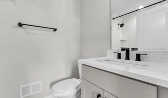 30 MILL CREEK Ct, Bayville, NJ 08721