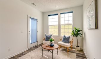 835-2 Dipper Ln, Aurora, OH 44202