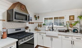 1165 Midway Dr, Alpine, CA 91901