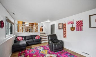 520 22nd Ave SW, Altoona, IA 50009