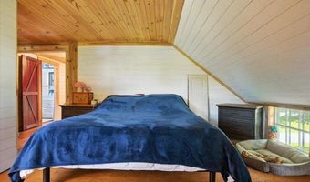 817 Riverside Dr, Augusta, ME 04330