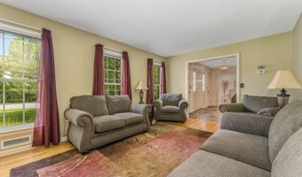 114 Manor Way, Alexandria Twp., NJ 08867