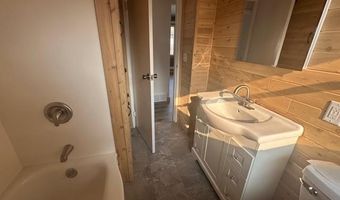 34 Elm Blvd, Babbitt, MN 55706