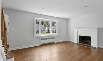 106 Clark St, Bridgeport, CT 06606