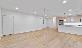 525 AVENUE E 3, Bayonne, NJ 07002