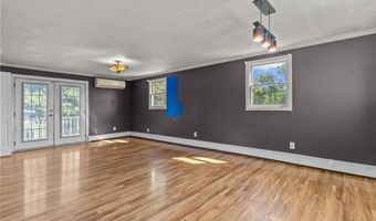 5 Lea Dr, Bristol, RI 02809