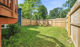 825 Valley Dr, Amherst, OH 44001
