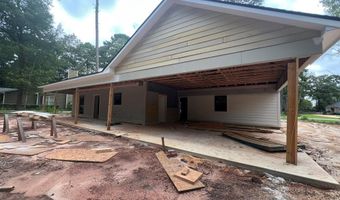 2823 Doublegate Dr W, Albany, GA 31721