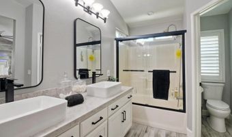 3358 Lake Circle Dr, Fallbrook, CA 92028