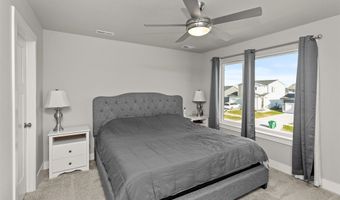 616 NE Pearl Dr, Ankeny, IA 50021