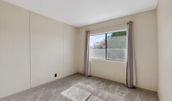 165 Hilton Ave NW, Albuquerque, NM 87107