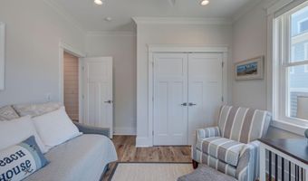 3 Sandspur Trl, Bald Head Island, NC 28461