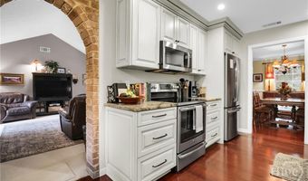 6 Cozy Bluff Rd, Savannah, GA 31410