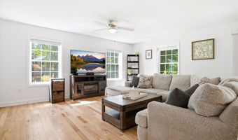 489 High St, Boscawen, NH 03303