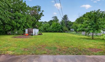 233 E 22nd St, Baxter Springs, KS 66713
