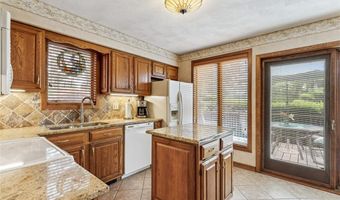 4 Wilbur Rd, Lincoln, RI 02865