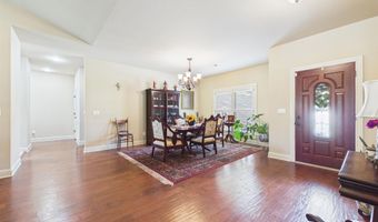 17 Valley View Rd, Batesville, AR 72501