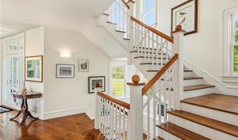 1003 Fort Getty Rd, Jamestown, RI 02835