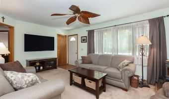 21 Bethpage Dr, Bethel, CT 06801