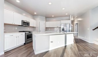 5900 S Sturgeon Way, Boise, ID 83709