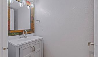 1323 Cottonwood Dr, Oceanside, CA 92056
