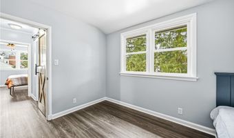 1039 Glamorgan St, Alliance, OH 44601