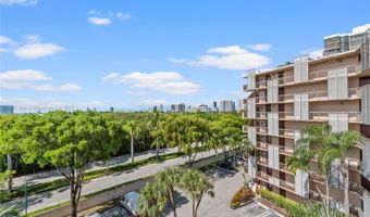 3301 N Country Club Dr 607, Aventura, FL 33180