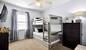 8 Hartford Pl, Gulfport, MS 39507