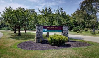 19 Harborview Ave, Bristol, RI 02809