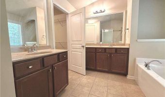 6215 Crested Moss Dr, Alpharetta, GA 30004