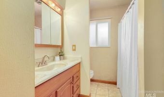 7230 W Alderbrook Dr, Boise, ID 83709