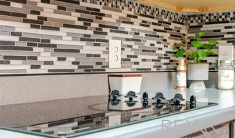 908 35th St, Cody, WY 82414