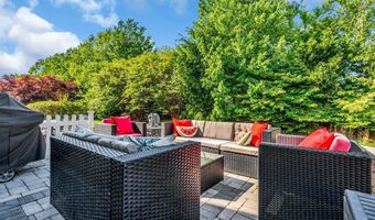 3 Plymouth Way, Barnegat, NJ 08005