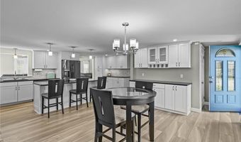 12 Dulles St, Cumberland, RI 02864