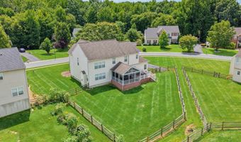 10 WHIRLAWAY Dr, Bear, DE 19701