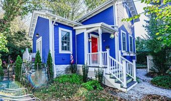24 Anthony St, Newport, RI 02840