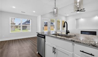 3000 SW Setting Sun Dr, Bentonville, AR 72713