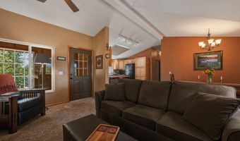 67422 Trout Ln, Bend, OR 97703