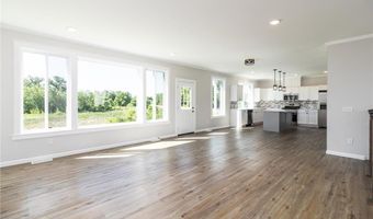100 Schwinghammer Dr, Albany, MN 56307