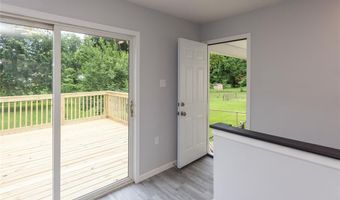 2266 Starling Airport Rd, Arnold, MO 63010
