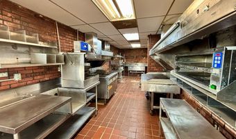 210 W Calhoun St, Bruce, MS 38915