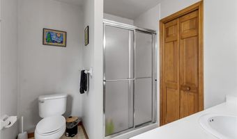 25 Fifth Ave, Amherst, NY 14221